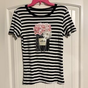 T-Shirt inspired Perfume Graphic *unbranded top not an authentic Channel